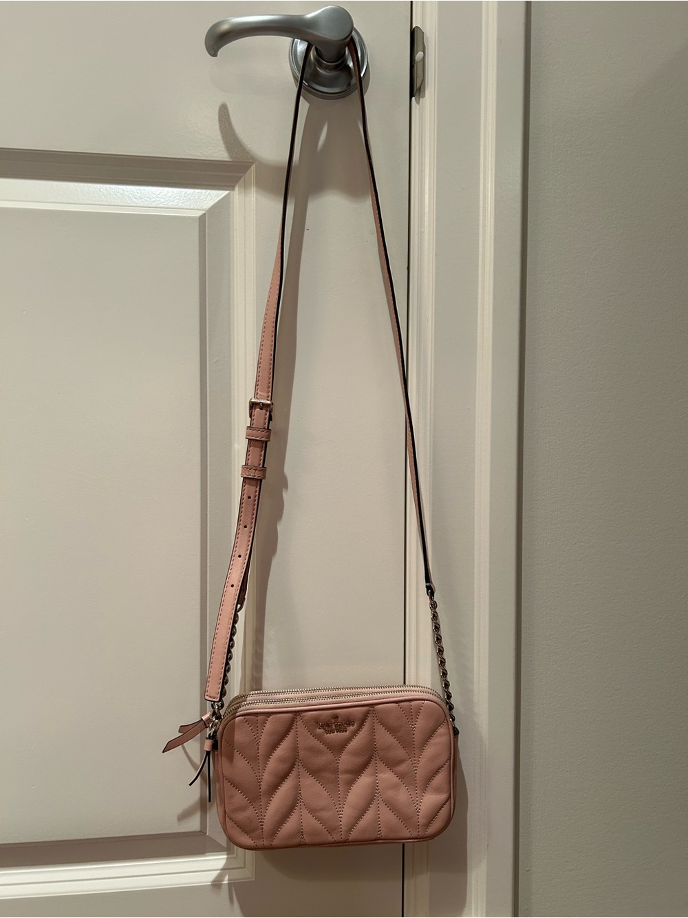 Kate Spade Quilted Pink Leather crossbody purse - Picture 2 of 7
